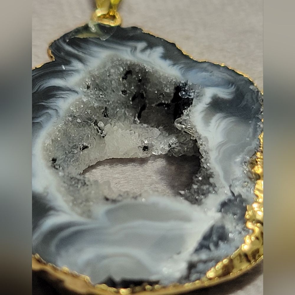 Geode Amethyst Pendant - Picture 7 of 16